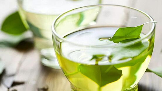 El té verde es una bebida muy saludable utilizada en la dieta japonesa. 