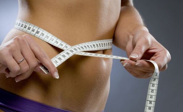 Después de perder 7 kg en una semana gracias a la dieta y el ejercicio, puedes lograr una figura estilizada. 